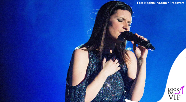 Laura Pausini tour abiti Armani