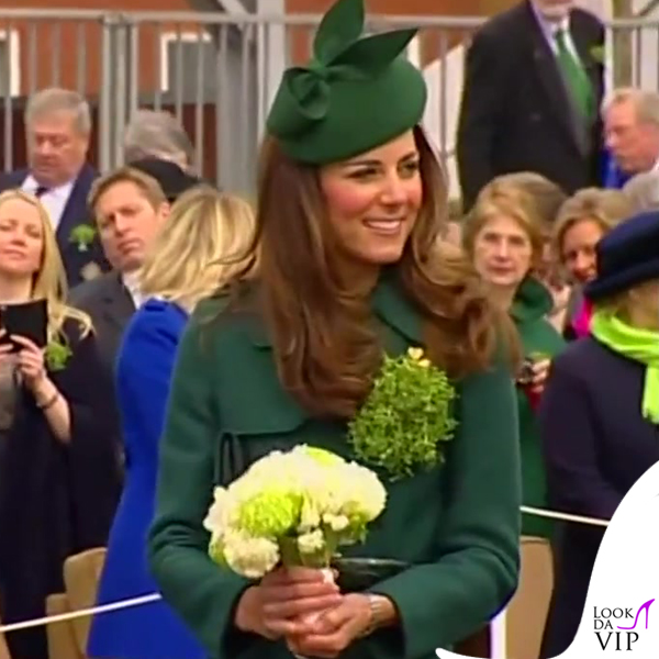 Kate Middleton St. Patrick's Day Parade cappotto Hobbs spilla Cartier cappello Gina Foster