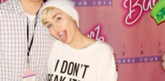 Miley Cyrus tshirt Moschino