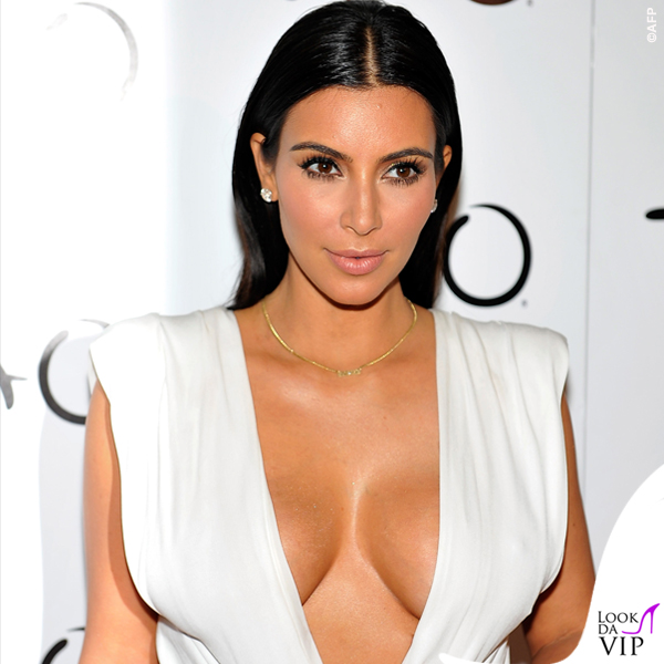 Kim Kardashian Compleanno al Tao Nightclub Casino Las Vegas abito Alexandre Vauthier sandali Givenchy Matilda 5