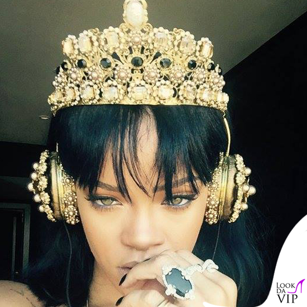 Rihanna cuffie Dolce&Gabbana