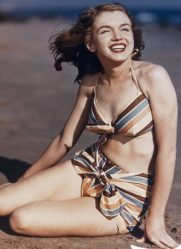 Marilyn Monroe bikini 1946