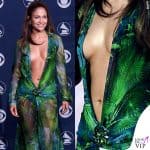 Jennifer-Lopez-Grammy-Awards-2000-abito-Versace-Jungle-Dress-3