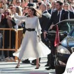 Letizia Ortiz regina Spagna Valencia abito Emporio Armani slingback Carolina Herrera 1