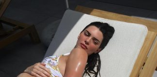 Kendall Jenner bikini Heavy Manners lato B