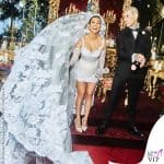 Kourtney Kardashian perde la giacca da sposa e offre una ricompensa
