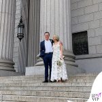 Naomi Watts sposa con l'abito in pizzo di Oscar de la Renta