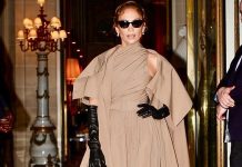 Jennifer Lopez a Parigi per la sfilata Dior