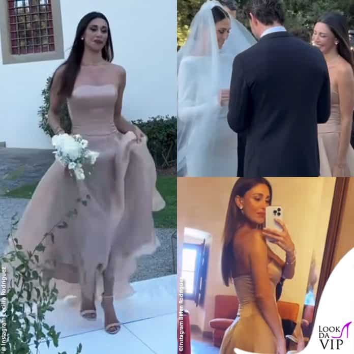 I look di Belen Rodriguez al matrimonio di Cecilia Rodriguez e Ignazio Moser