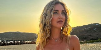 I look di chiara ferragni in vacanza in Grecia