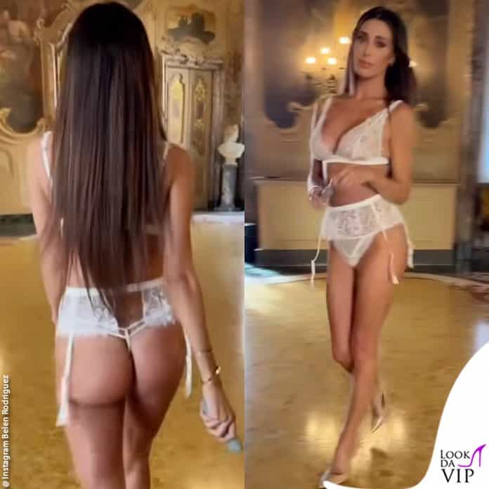 Belen Rodriguez balla in lingerie Intimissimi