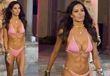 Elisabetta Gregoraci sfila in bikini per Genny