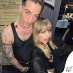 Victoria De Angelis selfie con Damiano David